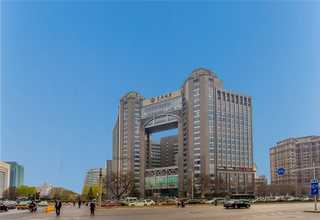 成都瓶装贺百岁天然矿泉水